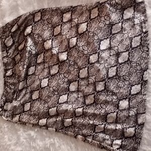 Snake skin pencil skirt
